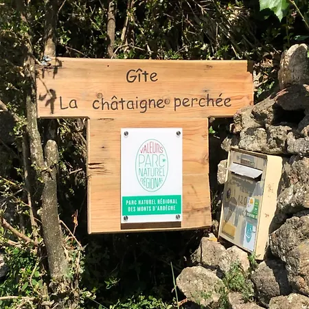 La Chataigne Perchee, Piscine Et Nature Chirols