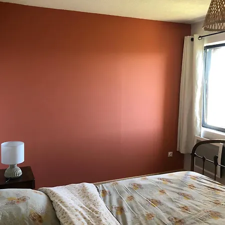 La Chataigne Perchee, Piscine Et Nature Apartment *