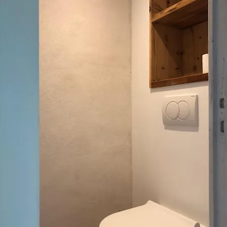 La Chataigne Perchee, Piscine Et Nature Chirols