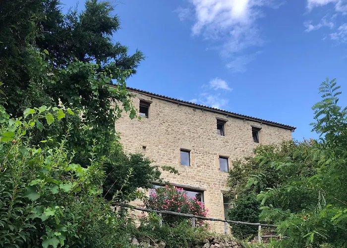 La Châtaigne Perchée, Piscine Et Nature * Chirols
